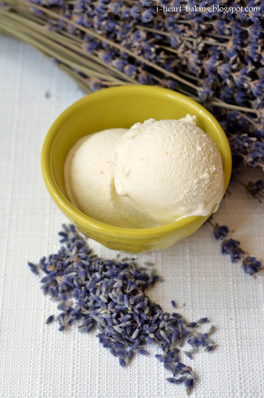 i heart baking! lavender honey ice cream
