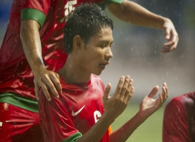 Biodata Pemain Sepak Bola U-19 "Evan Dimas Darmono" Biodata Pemain Sepak Bola U-19 "Evan Dimas Darmono"