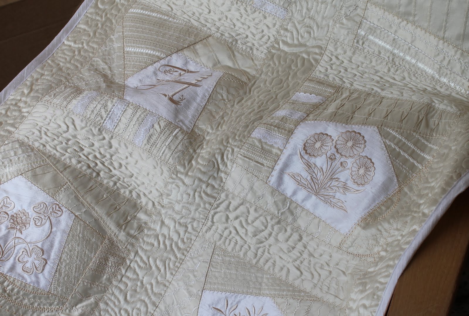 Sew Janome: Heirloom Quilt made on Janome Horizon and MC11000SE