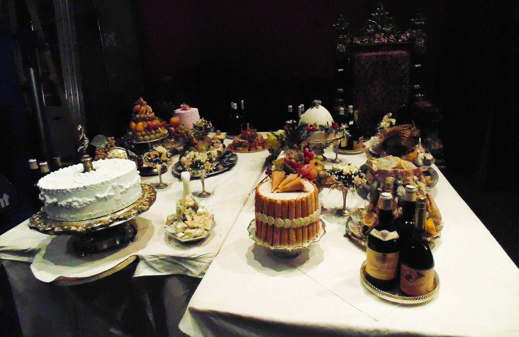 LittleEllieMae BRB Beauty and The Beast Props, Stage and Review