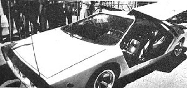 Mc Drifter Pasión por los autos Bucci Dogo SS 2000 el