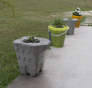 My Backyard: Home-made Cement Planters