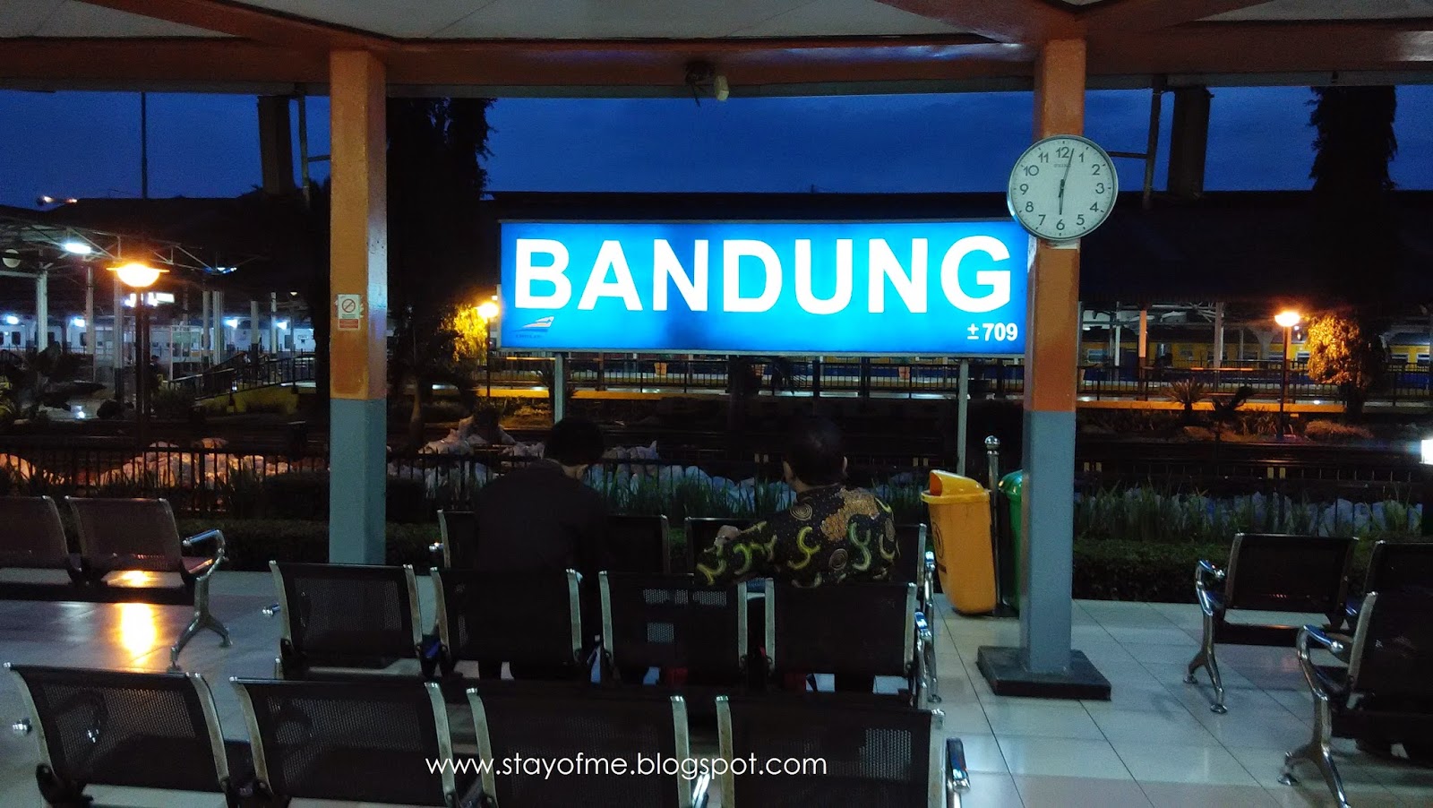 Live Musik di Stasiun Bandung