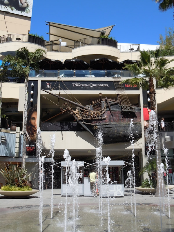 Disney Pirate ship Hollywood & Highland Center