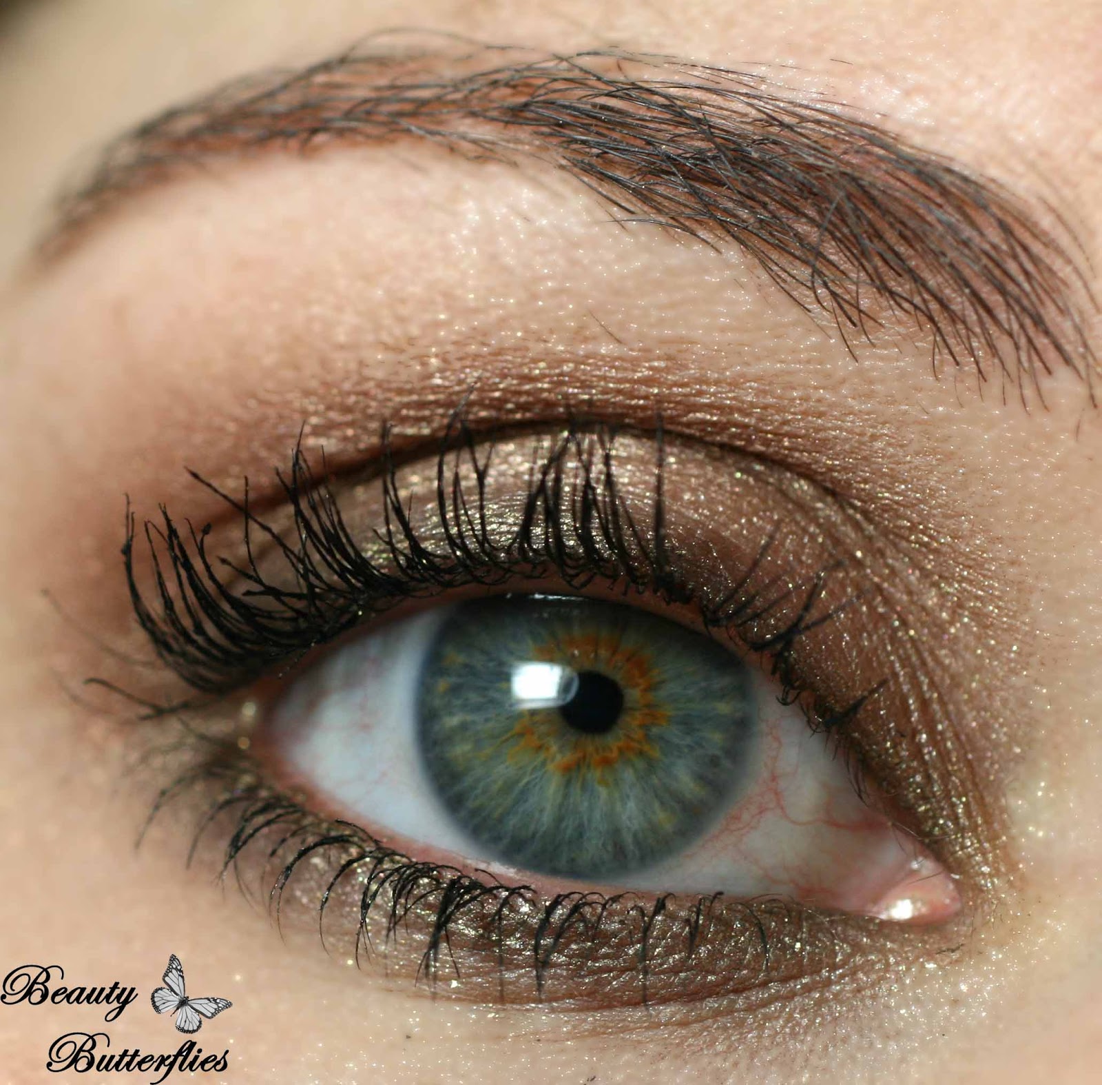 Sparkling Eyesprom Sparkling eyes, Eye make, Eye make up