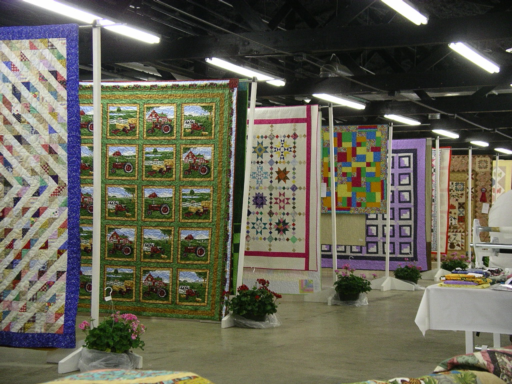 Quilter's Pantry TN QUILT SHOW IN GRAY, TN