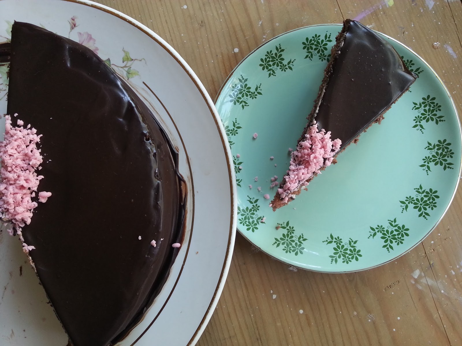 çilekli pasta strawberry cake