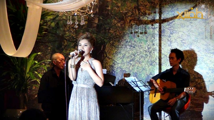 Xiinh.Net - Liveshow nhạc sĩ Phạm Khải Tuấn chật kín khán giả
