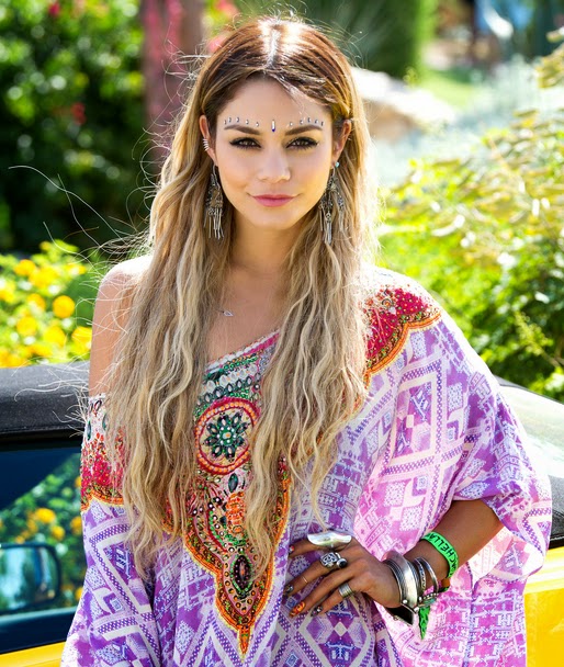 Queen Of Coachella Vanessa Hudgens Makeovers With Hair Extensions