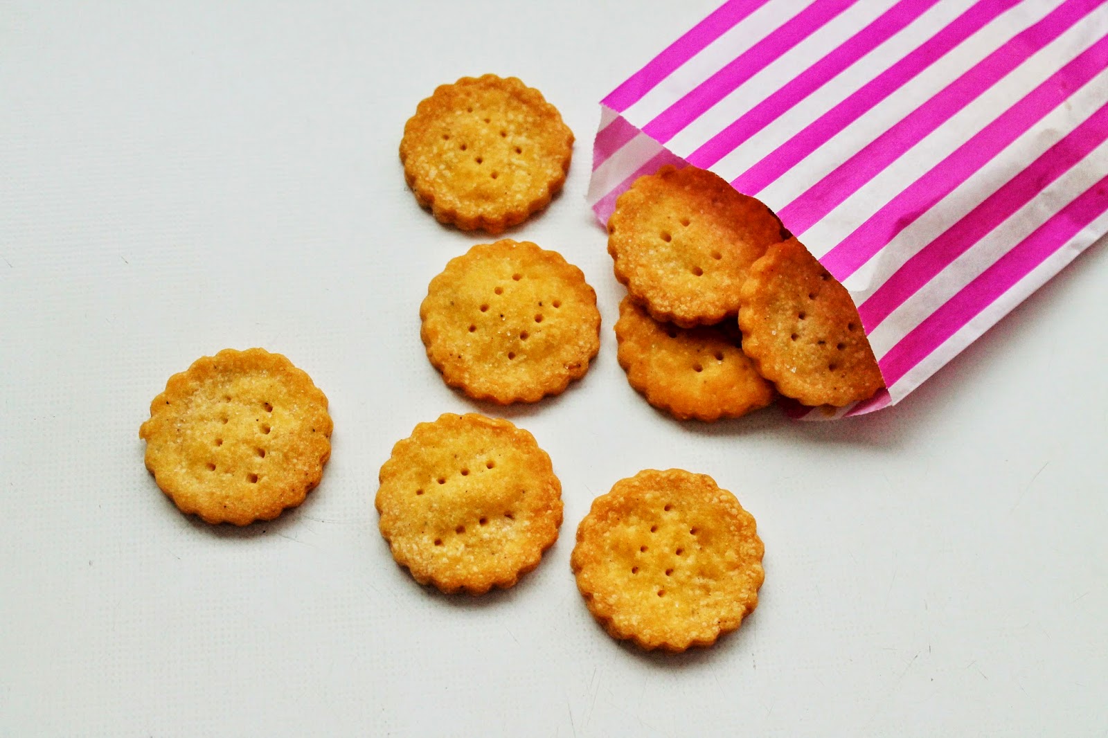 Delicious & Gluten Free Gluten Free Mini Cheddars Recipe