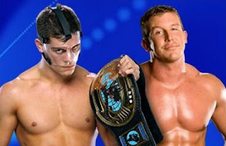 ted dibiase y cody rhodes como enemigos luchando en el cuadrilatero de night of champions 2011