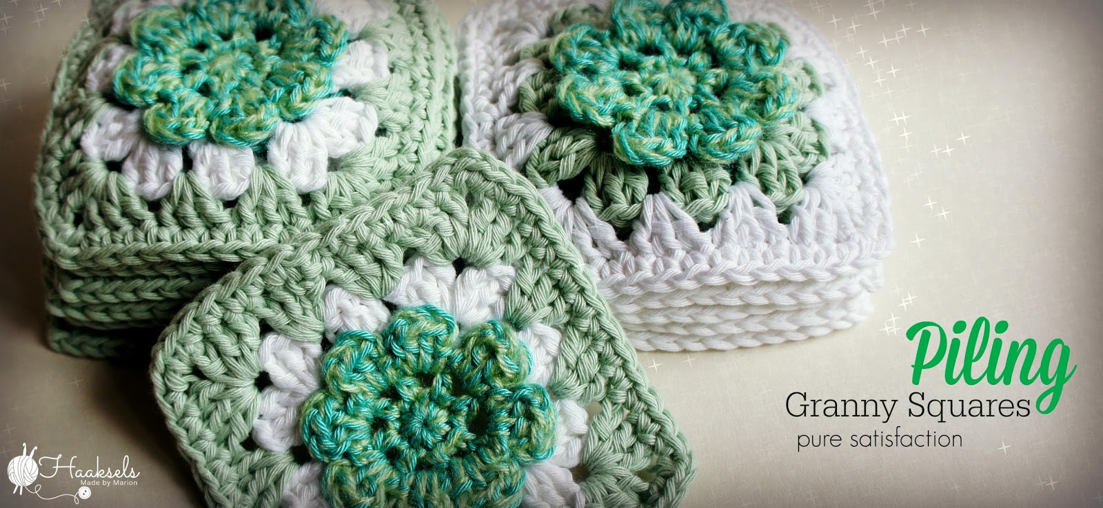 Haaksels Granny Square Flower pillow