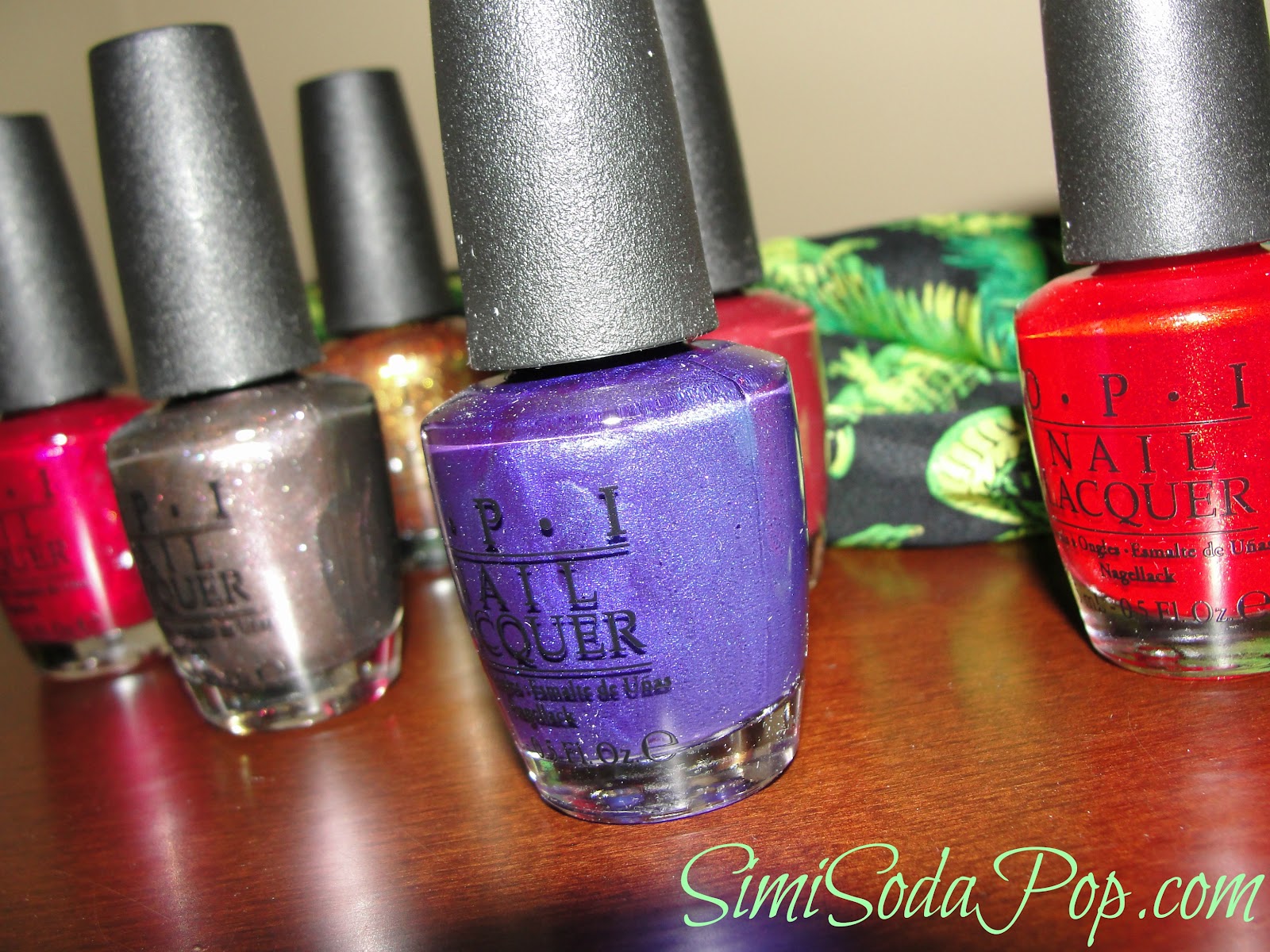 http://4.bp.blogspot.com/-11_VXzenqRQ/UGMiQ96EWKI/AAAAAAAAHSY/4I0VWdGkjkU/s1600/OPISkyfallCollectionHolidays2012%233.jpg