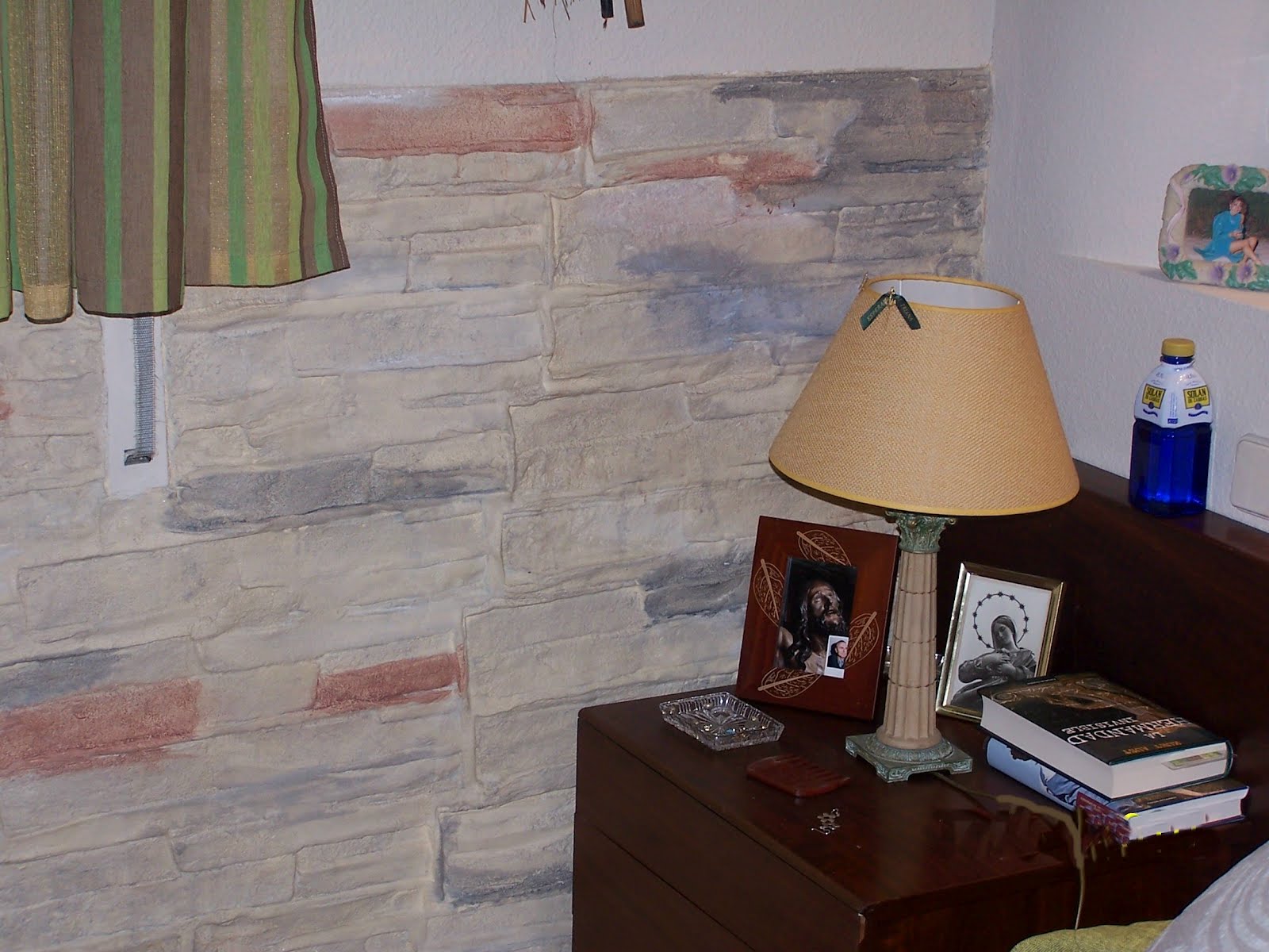 PINTURAS EN GENERAL Y TALLADOS CON TEXTURAS DE PIEDRA: ALTA DECORACION