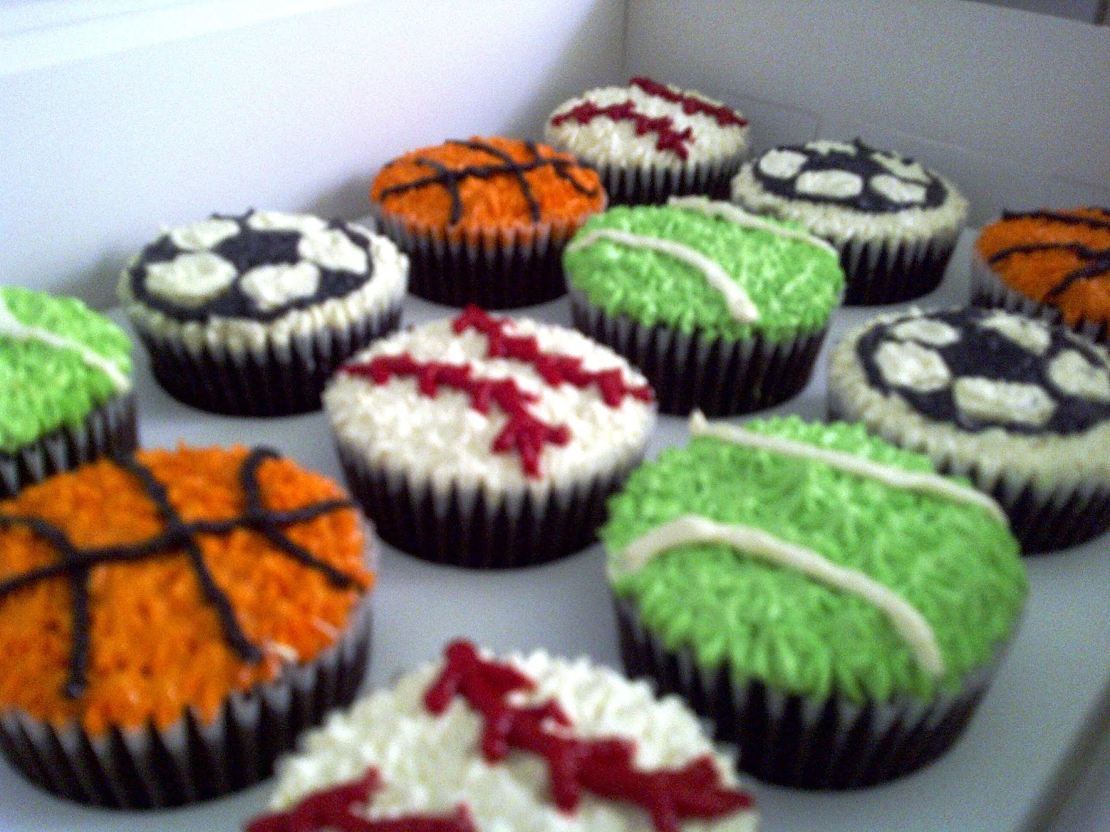 Bakerlicious Cupcakery Sports Themed Cupcakes