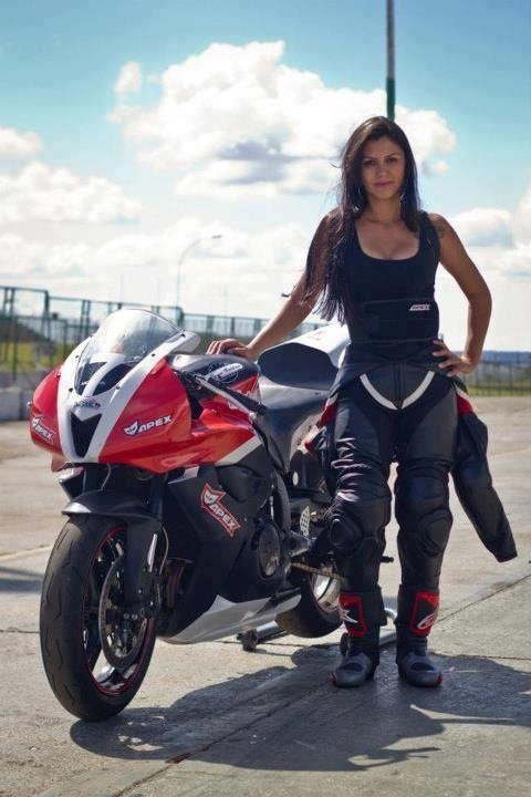 Corrida de moto também é para meninas - Motonline