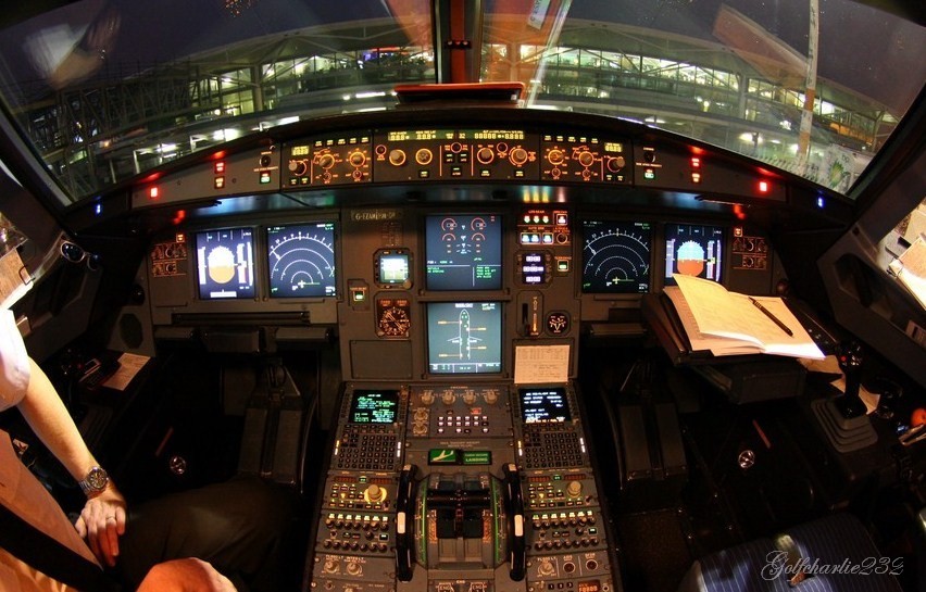 SEARCH AND BUY THIS PRODUCT AT AMAZON.COM Live from the Flight Deck