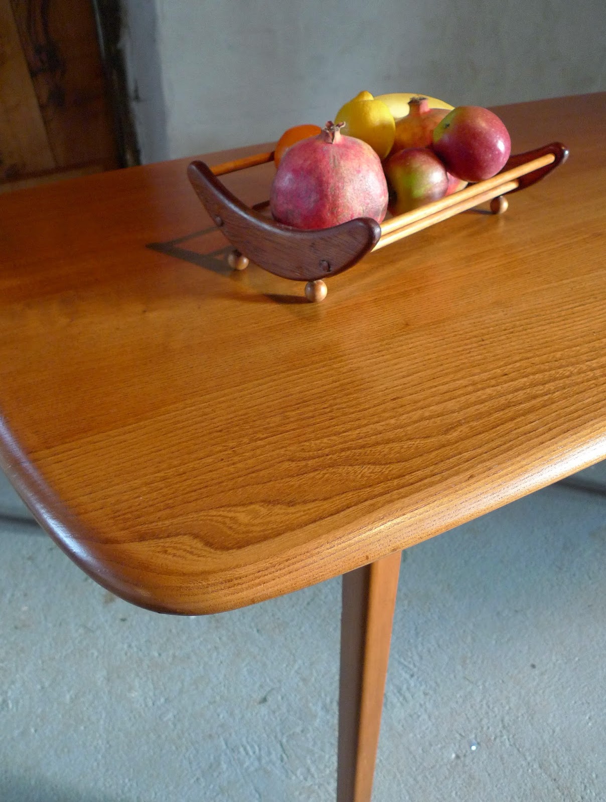 RetroKate Ercol Plank Dining Table and 6 x Stick back Chairs