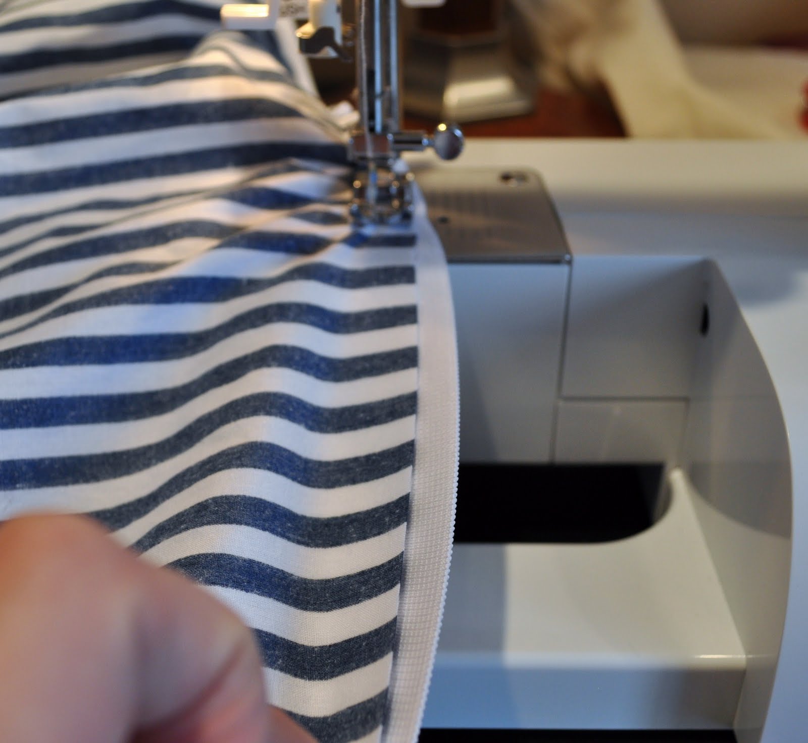 Suburbs Mama Simple Elastic Skirt