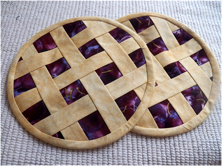 Art Threads Wednesday Sewing Pie Potholders