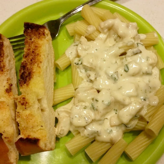 Reviews, Chews & HowTos Quick Jalapeno Cilantro Chicken Alfredo