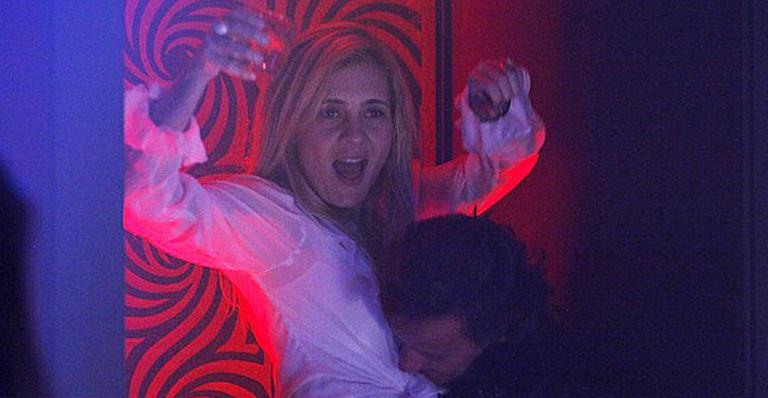 download dos capitulos avenida brasil