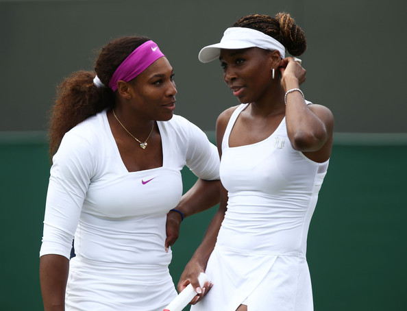 http://4.bp.blogspot.com/-18G3f15XI6s/UKiTjqDwwuI/AAAAAAAAE00/7HhJAxO3yqQ/s1600/Venus+Williams+Serena+Williams+Championships+bxQCMCVpKRol.jpg