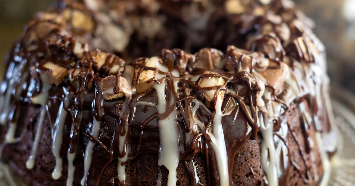 Cindy Larkin Las Vegas Photographer Candy Bar Chocolate Chip Bundt