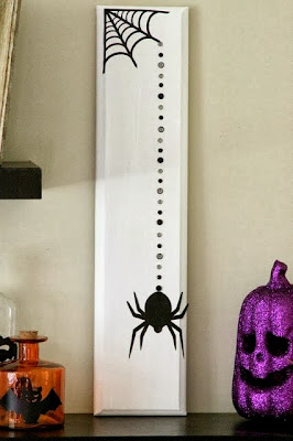 Cabinet Door Spider Craft and 5 Must-Try Crafts for Halloween | #halloween #crafts #diy #holiday 