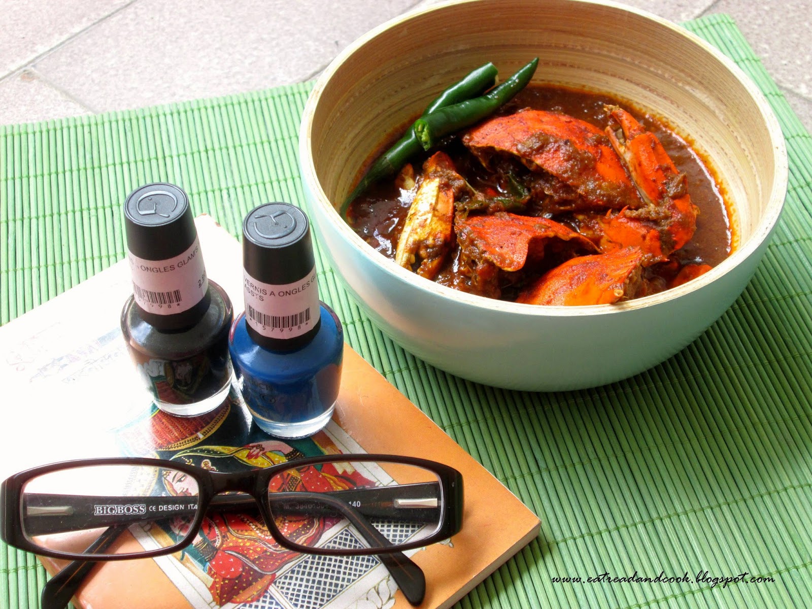 Eat Read & Cook Kakrar Jhal / Spicy Crab Curry / Bengali Style Crab Curry