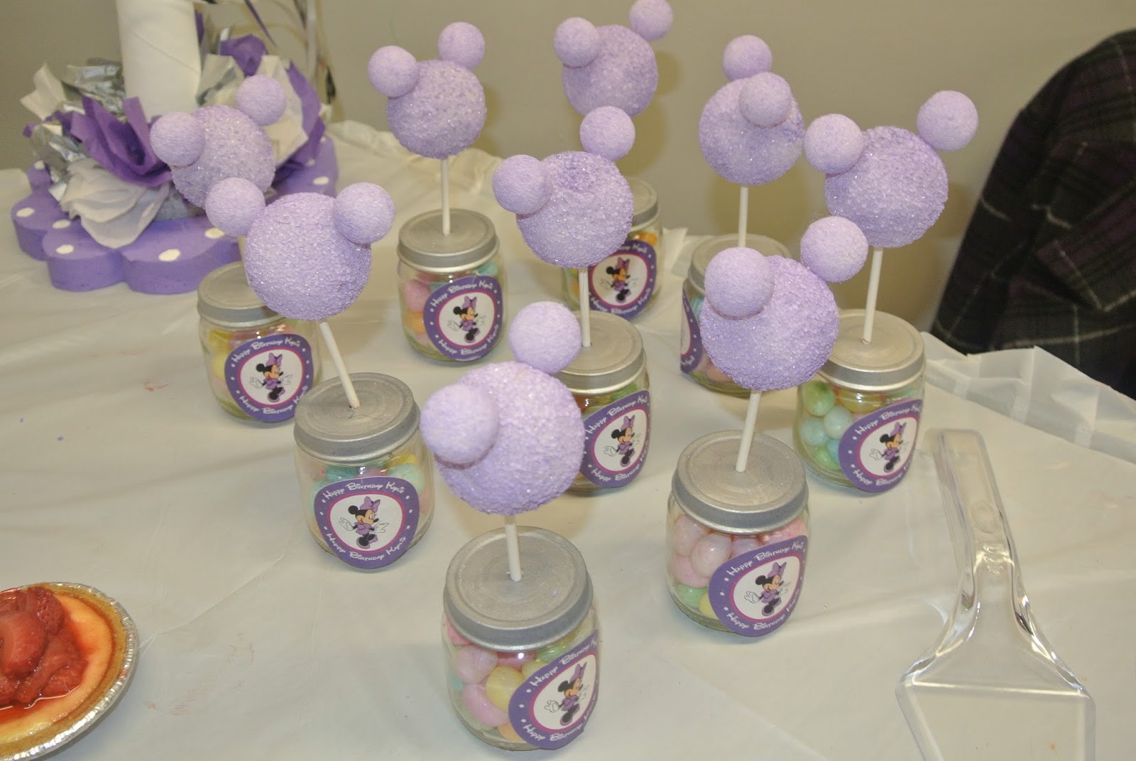 Living Life Backwards Do It Yourself Minnie Mouse Party Favors