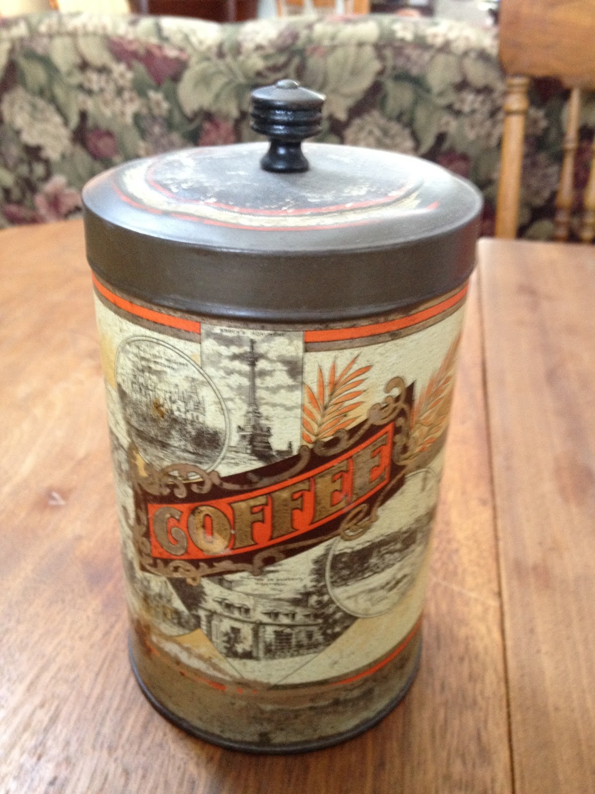 Antique Hunter WOODS CANADIAN COFFEE TIN