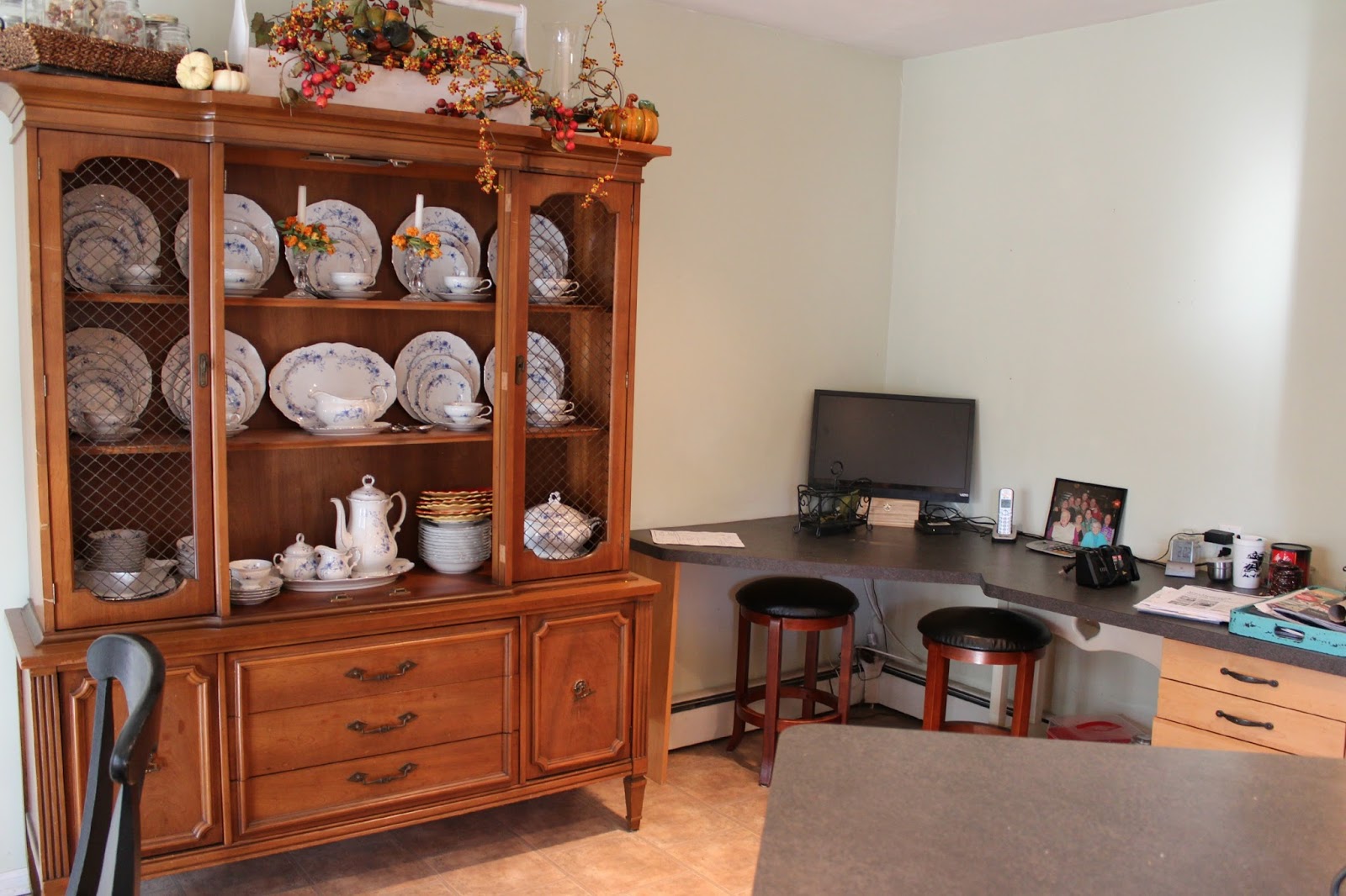 21 Rosemary Lane: Kitchen Inspiration ~ Gray Paint Color with 21 Rosemary Lane: Kitchen Inspiration ~ Gray Paint Color with
