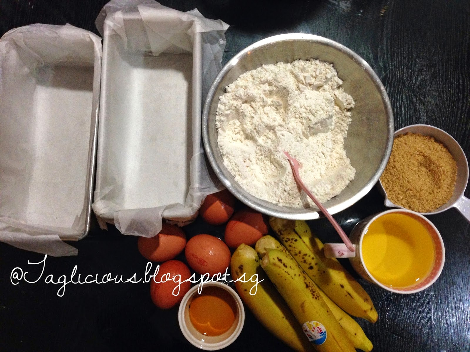 TAGlicious Bananas Cake