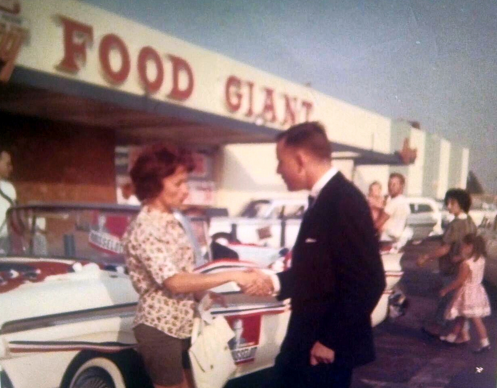 WHEN WE WERE HOME FOOD GIANT Amar Rd, La Puente late 50's / early 60's