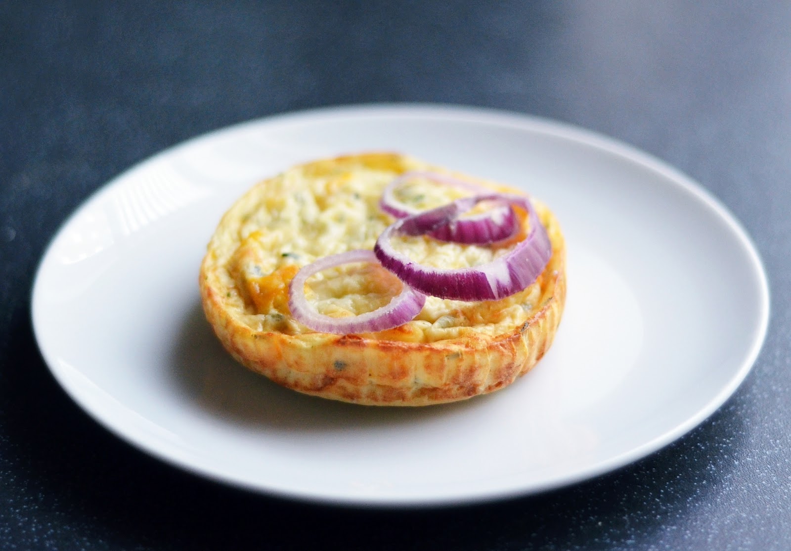 frittata z serem i szpinakiem frittata z serem i szpinakiem