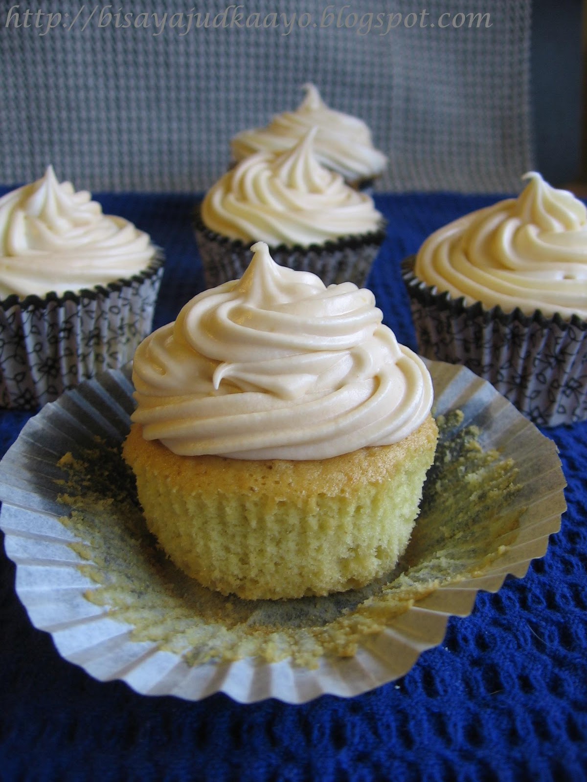 Inato lang Filipino Cuisine and More APPLESAUCE CUPCAKE WITH