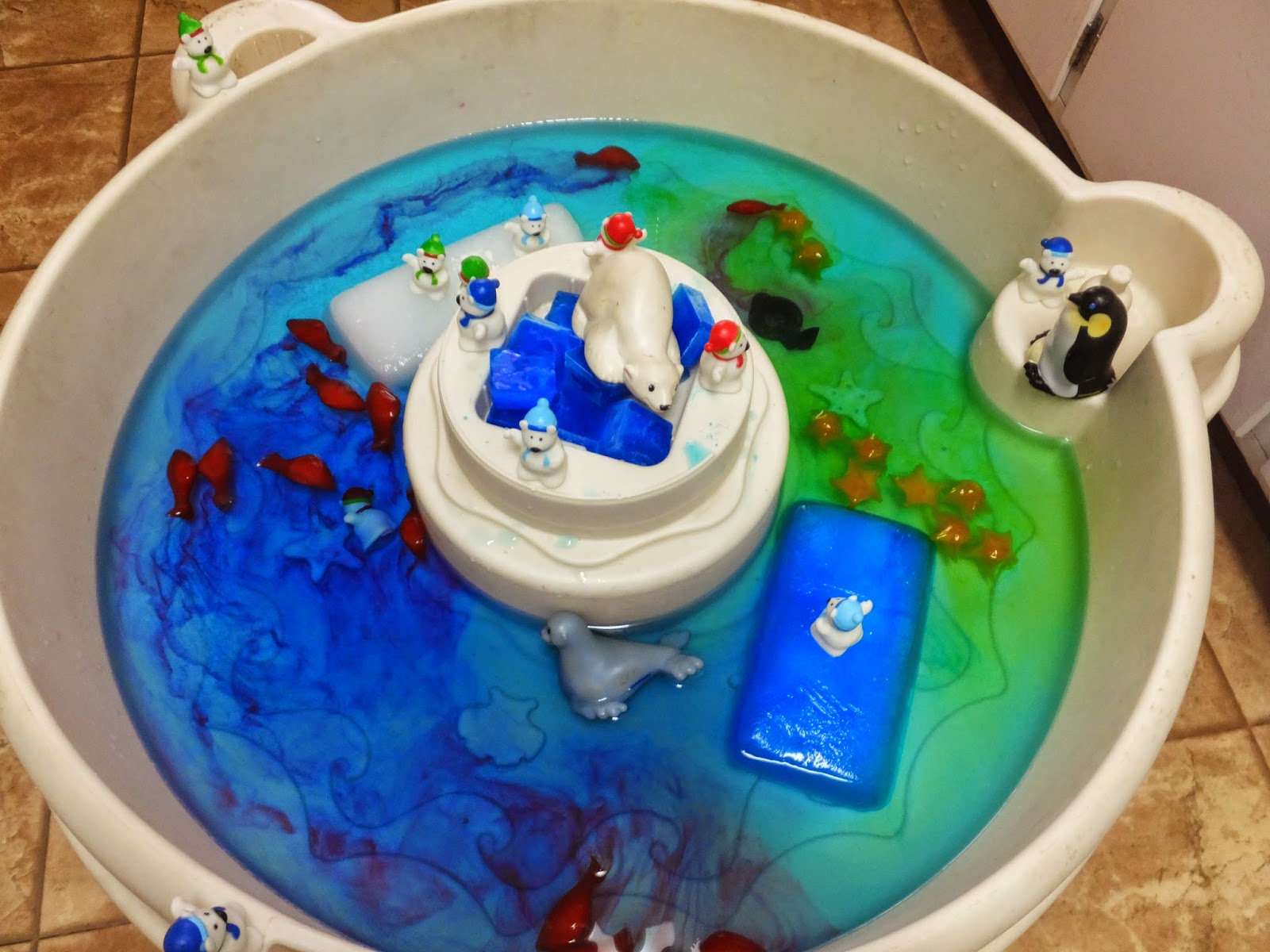 Kidspert Polar Ice Table