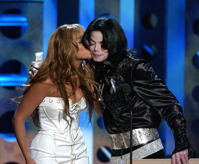 Beyoncé Publica Carta em Homenagem a Michael Jackson Michael+jackson+beyonce