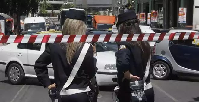 Φριχτό έγκλημα στην Καλλιθέα: Βασάνισαν και σκότωσαν 99χρονο για 200 ευρώ! Φριχτό έγκλημα στην Καλλιθέα: Βασάνισαν και σκότωσαν 99χρονο για 200 ευρώ!
