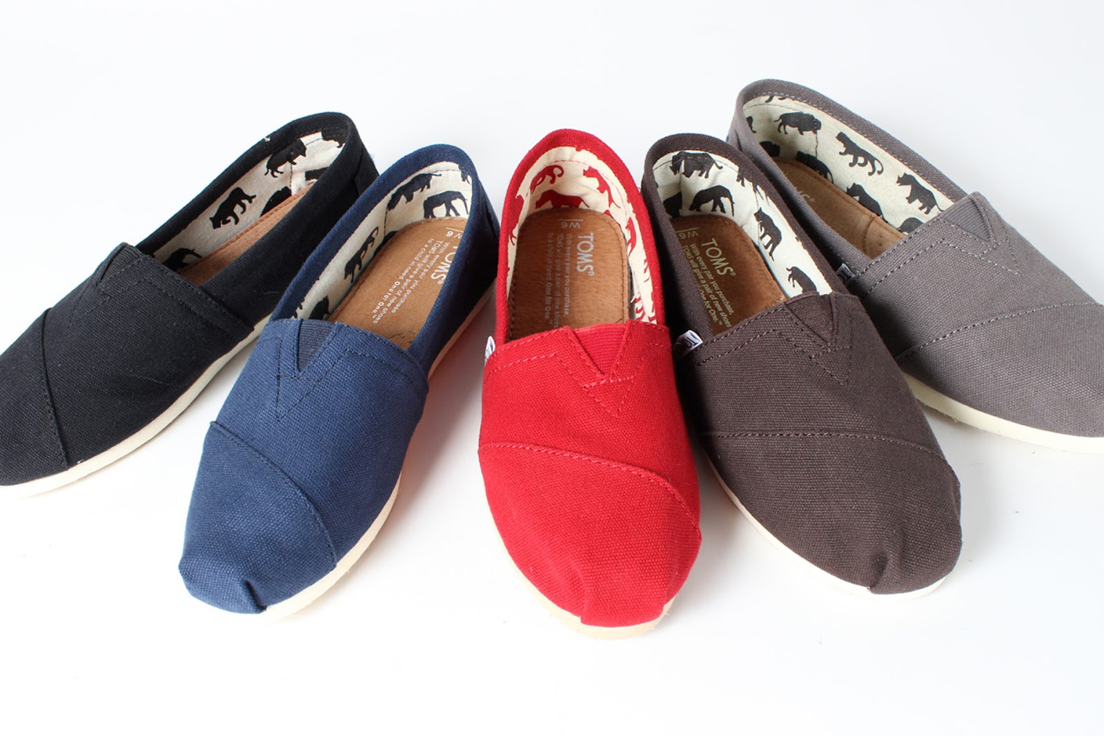 Toms Mens Womens Classic Slip Ons