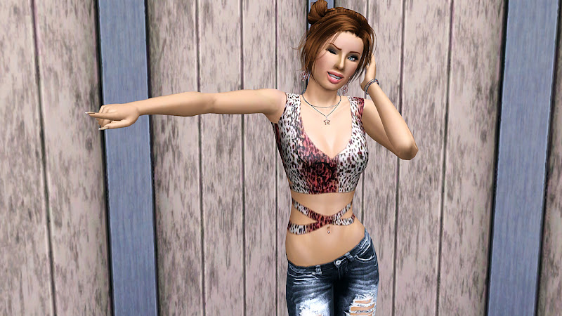 Halee Christin title=