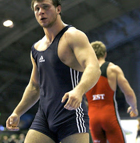 bulge wrestler sports commando sport wrestlers athletes wrestling men college male guys going singlet guy boys stud wrestle sexy daninokc