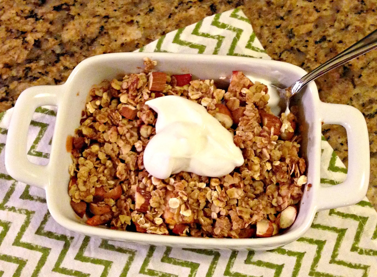 Chicago Jogger Maple Apple Crisp {for two}.