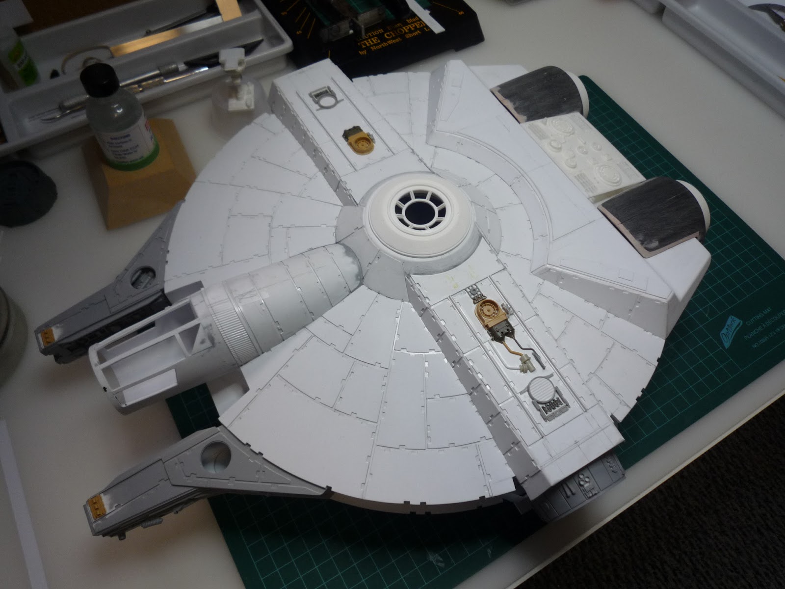 GATTACA MODELS AND PROPS YT1000 Test Assembly