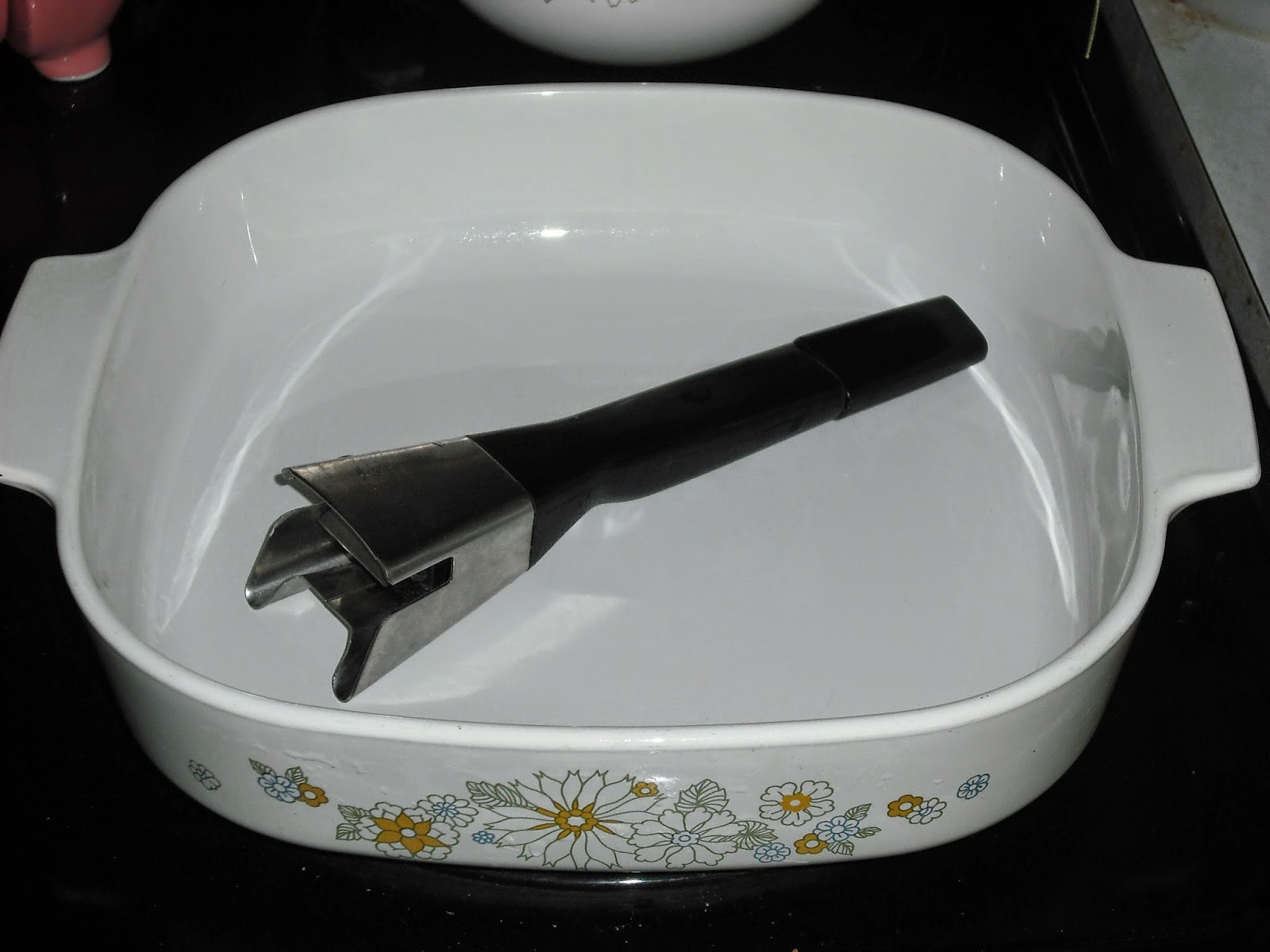 CorningWare 411 May 2014