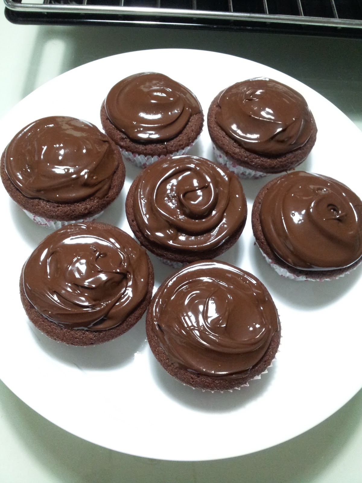 Smiley Baker Cupcakes again!