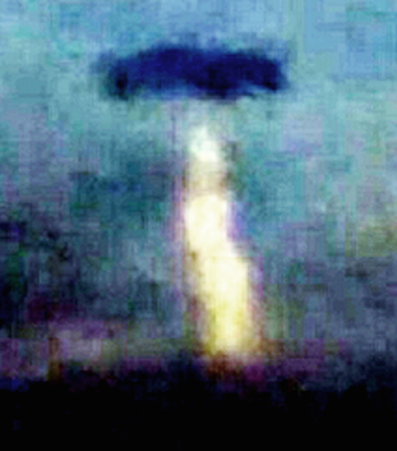 UFO Sightings Oklahoma Dark Disc UFO Fires Orange Beam At Earth 2015, UFO Sightings