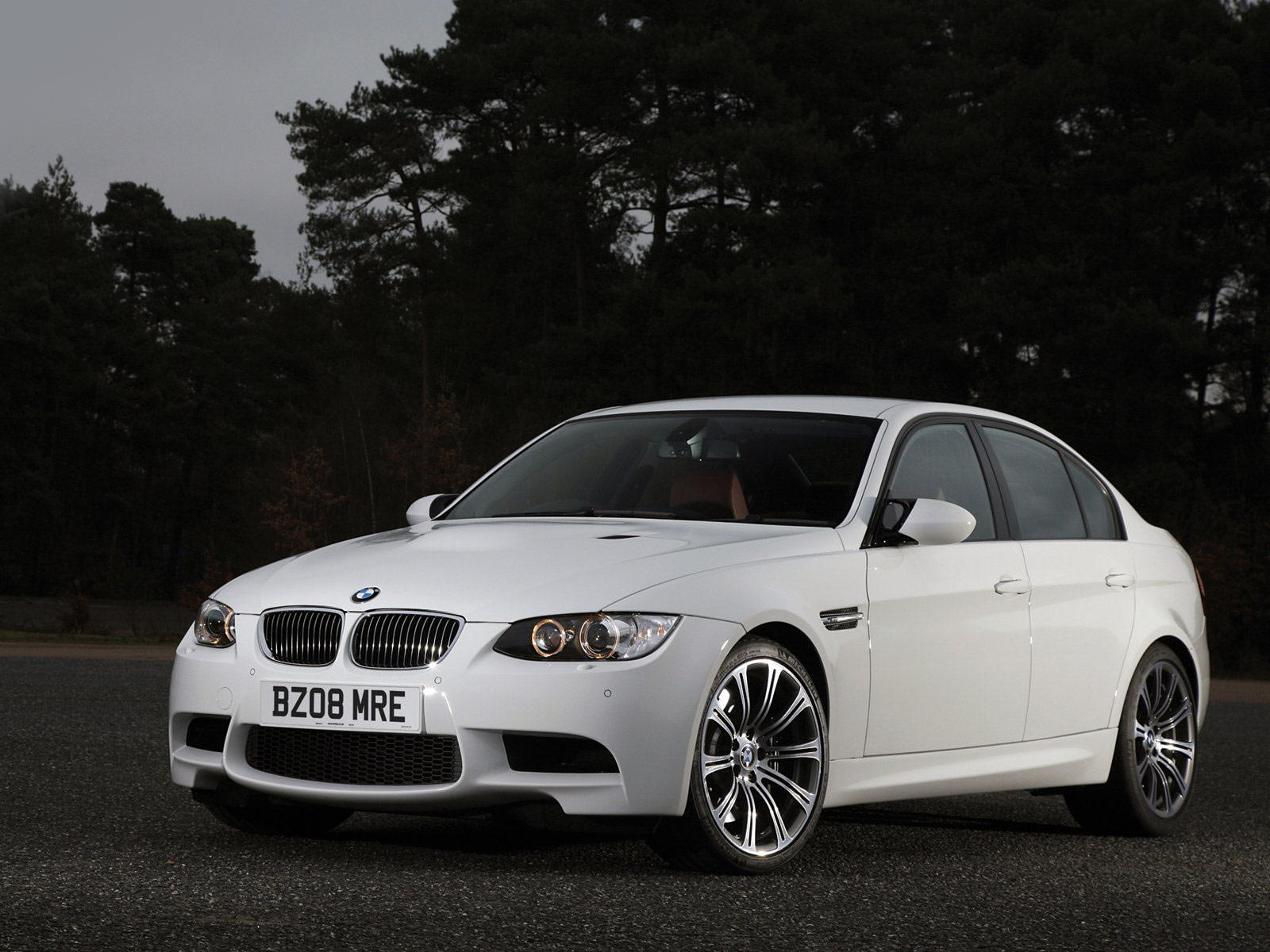 2009 BMW M3 Saloon UK Version car wallpapers 2009 BMW M3 Saloon UK Version car wallpapers