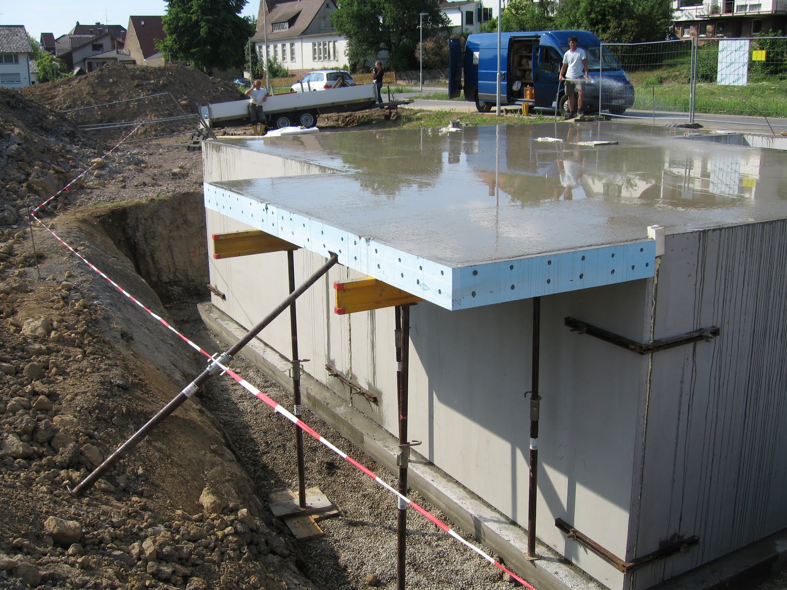 Unsere eigenen vier Wände: Mai 2011